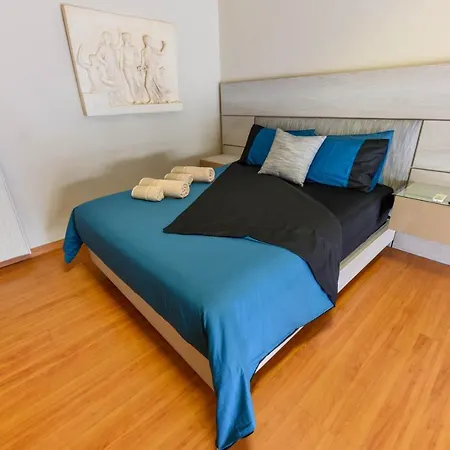 Luxury Apartment Larissa